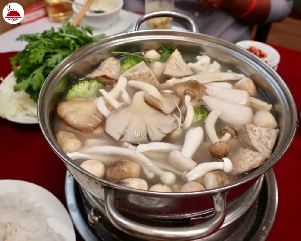 Món lẩu chay của quán lẩu chay Bình Thạnh - Chay Pháp Uyển