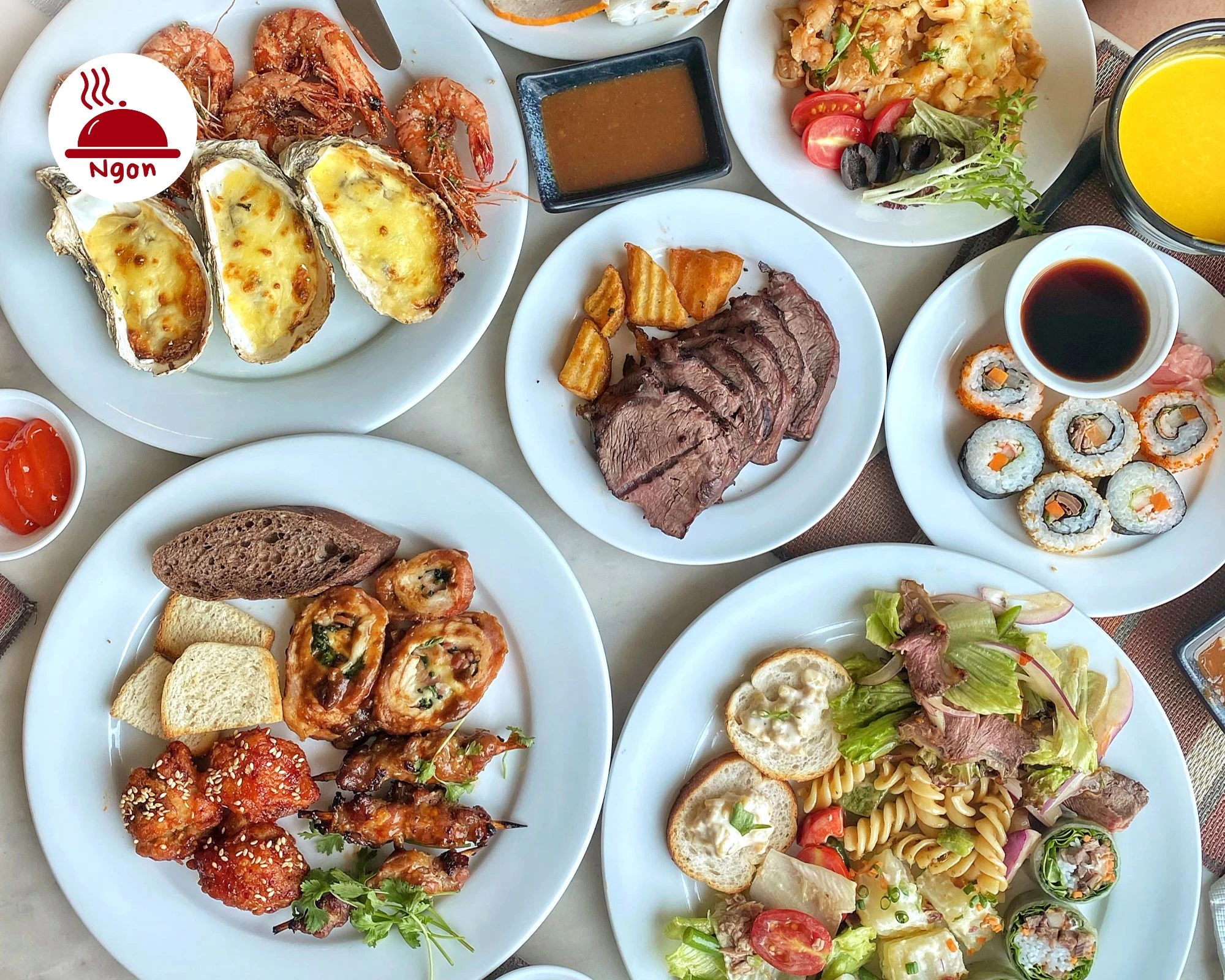 Jaspas Restaurant có hơn 40 món ngon đặc sắc, kết hợp tinh hoa ẩm thực Á - Âu, sẵn sàng chiều lòng mọi khẩu vị