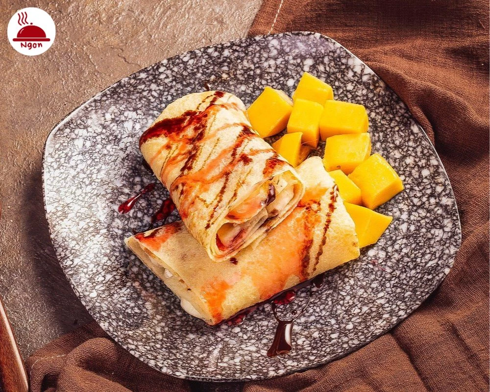 Món bánh Bliny tại nhà hàng Fat Pie - Russian Dumplings
