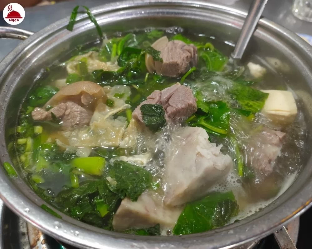Thưởng thức món lẩu dê thơm ngon tại quán lẩu dê Đức Phát quận 8