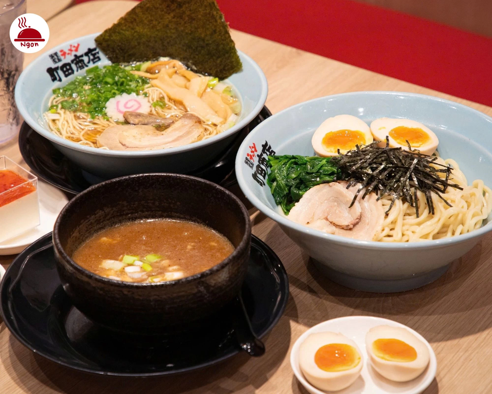 Thưởng thức set mì ramen và đồ ăn kèm tại Machida Shoten Japanese Ramen, điểm đến Ramen quận 2 lý tưởng