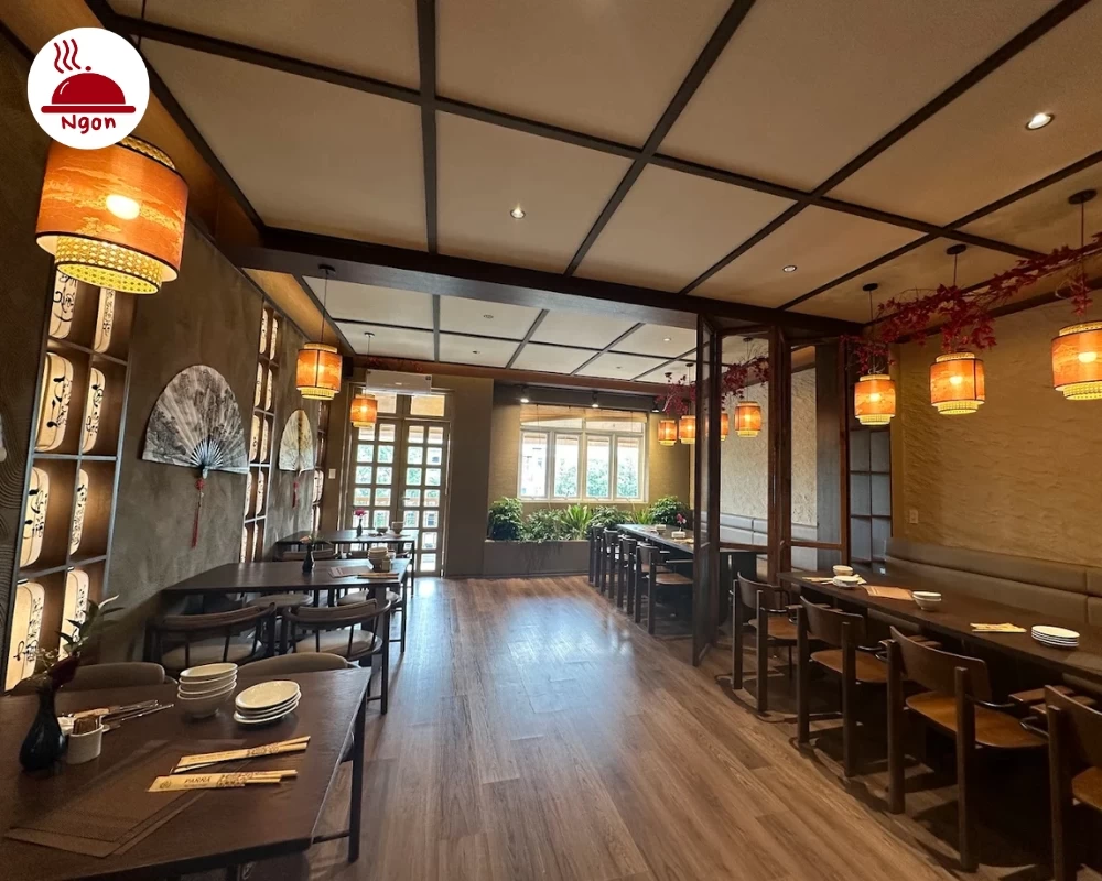 Nhà hàng Chay Panna có không gian sang trọng, tinh tế