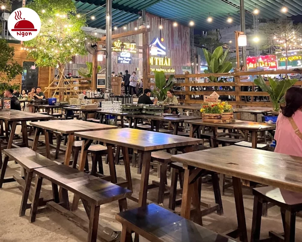 Không gian quán lẩu Thái Gò Vấp - Sỏi Thái được trang trí khá đẹp