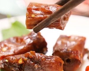 Gắp trọn hương vị cay nồng, tê tái từ cách làm cổ vịt cay Trung Quốc chuẩn vị