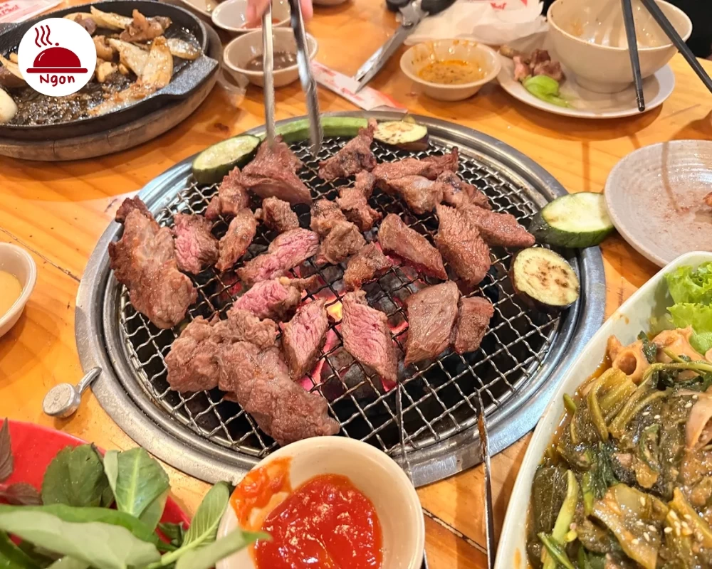 Món bò nướng tại quán bò nướng Tân Phú - Nhân Phát Premium