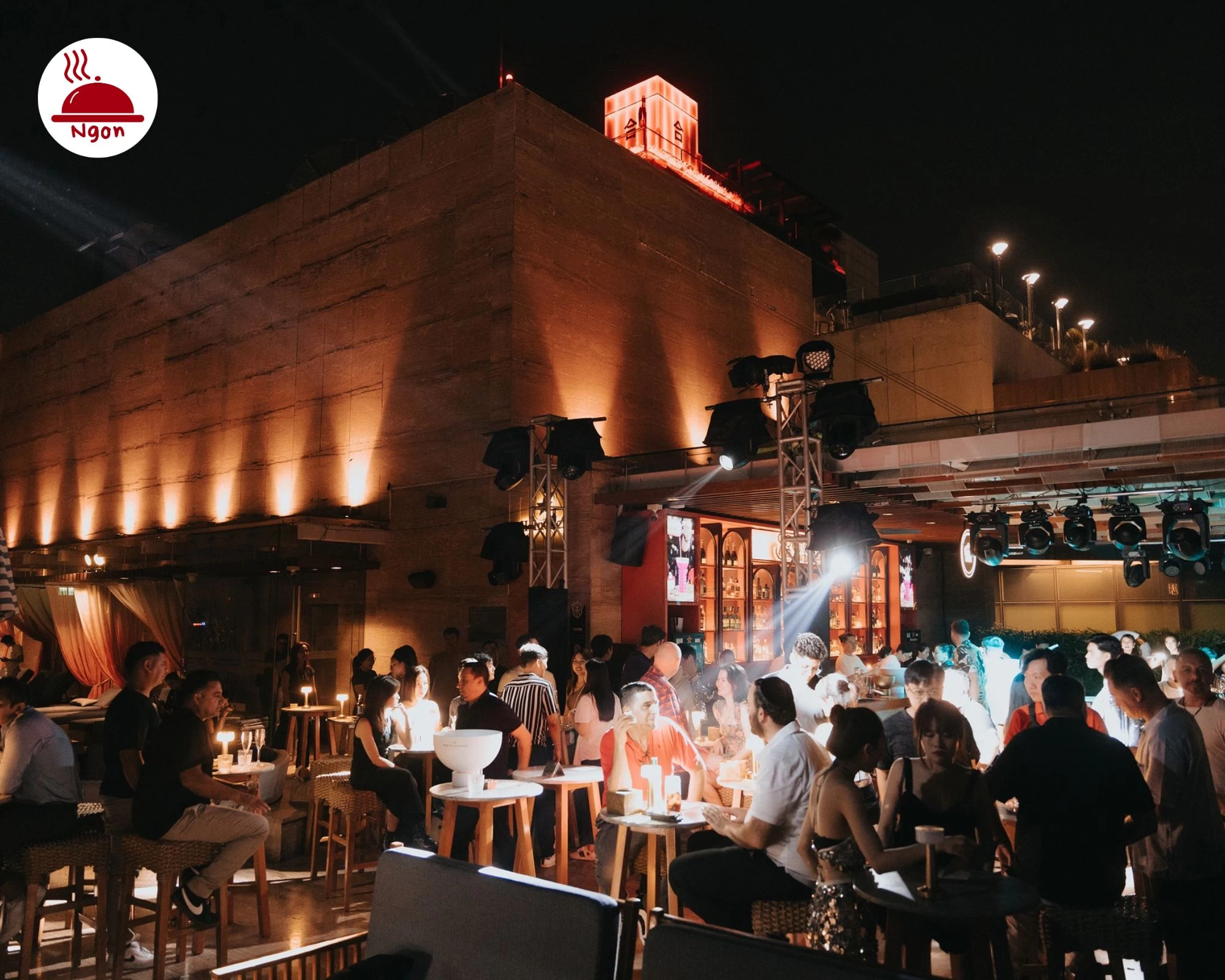 Một đêm đáng nhớ với âm nhạc và cocktail tại Social Club Saigon