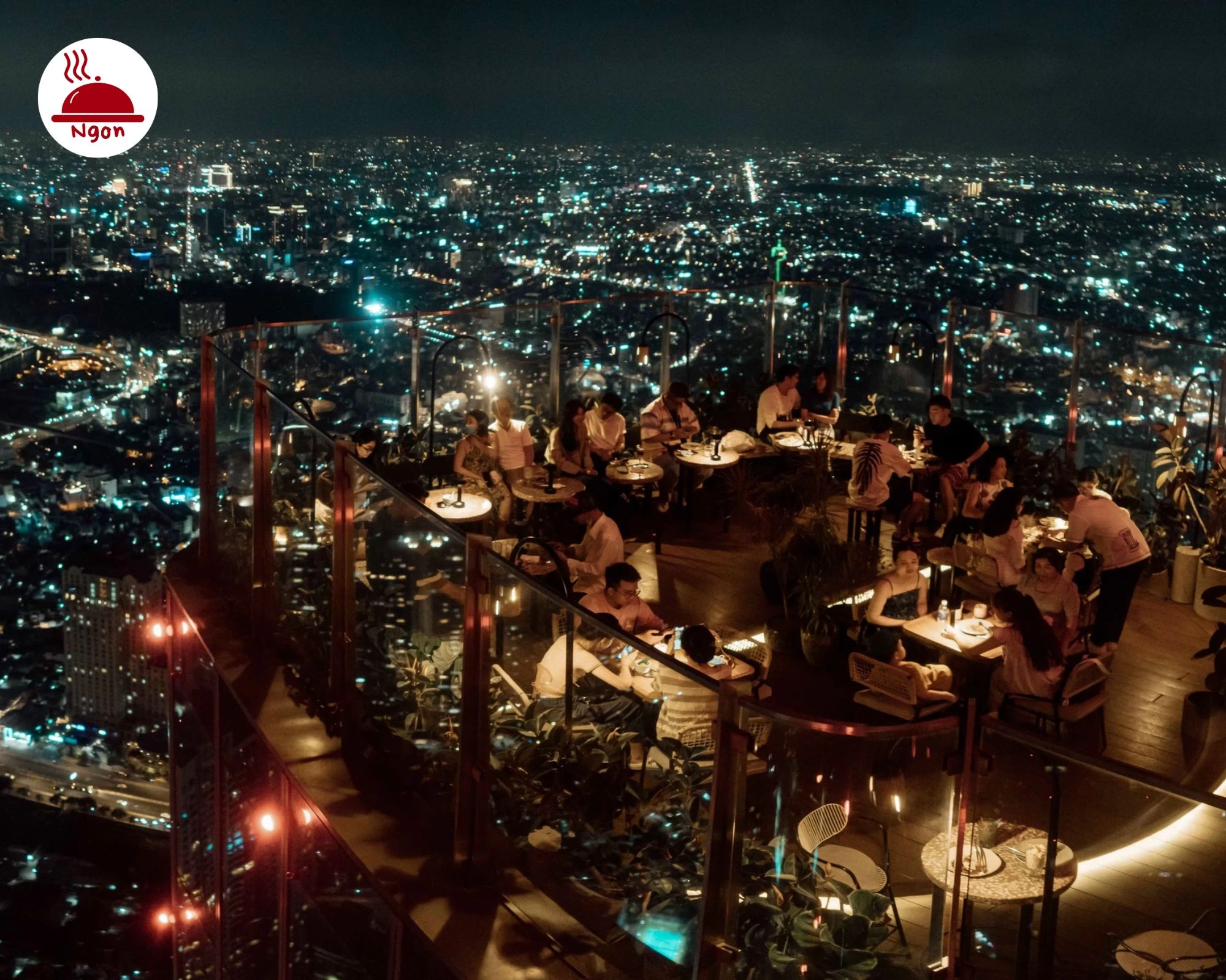 Một đêm lãng mạn tại Blank Lounge Landmark với view "triệu đô"