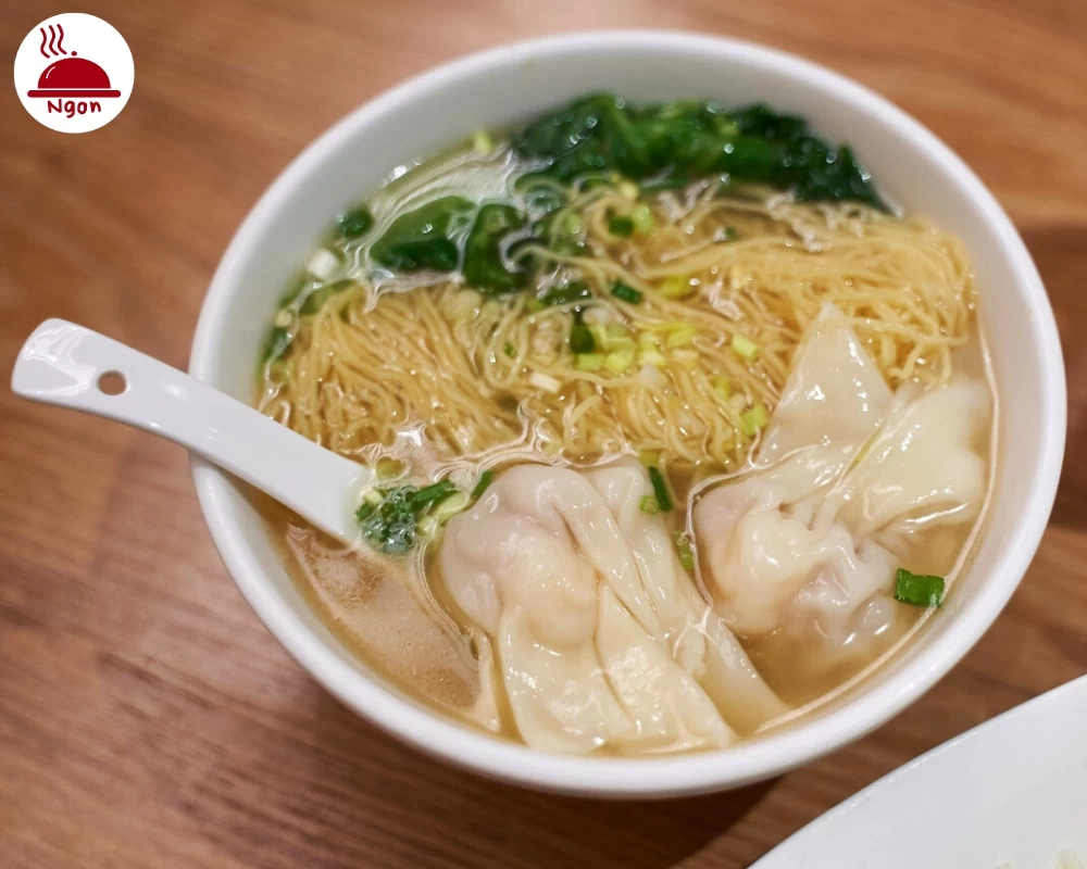 Món mì hoành thánh Trung Quốc