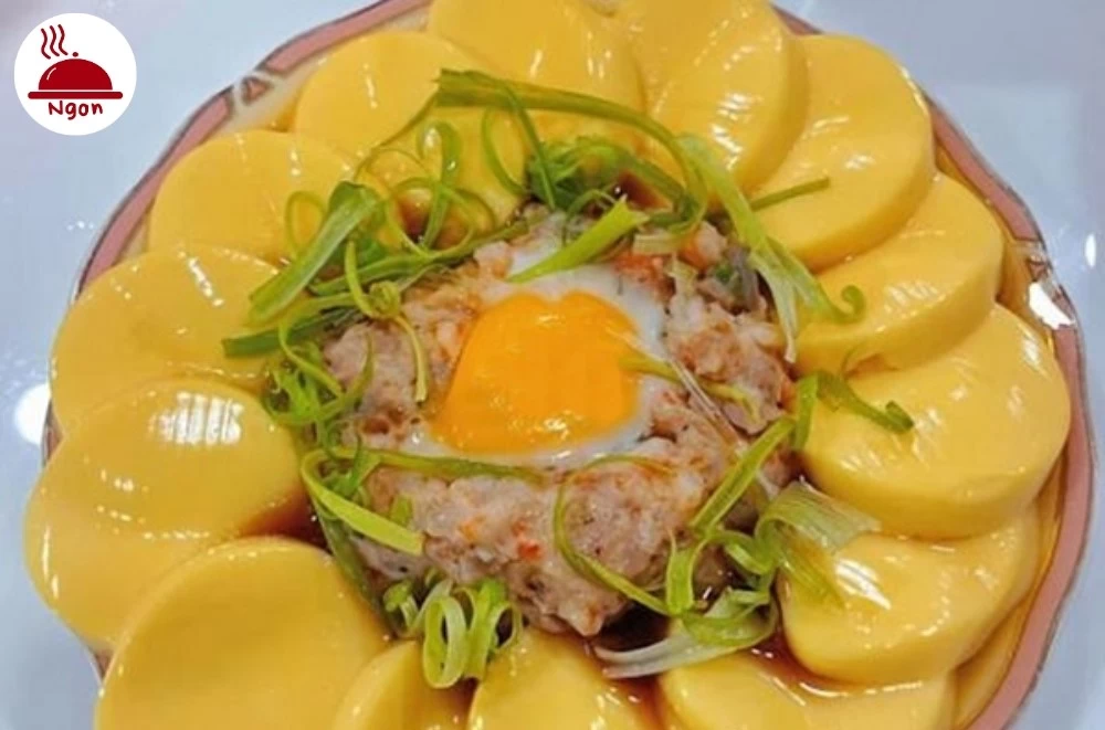 Thành phẩm món trứng hấp đậu hũ non với tôm thịt