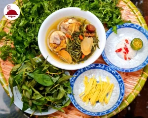 Món trứng vịt lộn hầm thuốc bắc