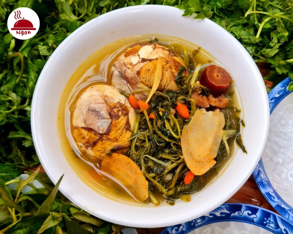 Thành phẩm món trứng vịt lộn hầm thuốc bắc