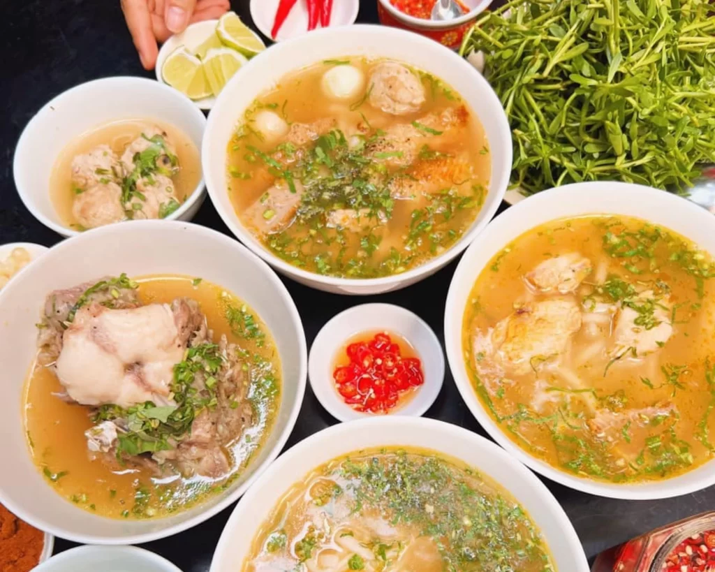Cách Nấu Bánh Canh Cá Lóc Miền Tây Chuẩn Vị Tại Nhà
