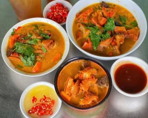 Review 10+ Quán Phá Lấu Sài Gòn Ngon Nhất, Đáng Thử