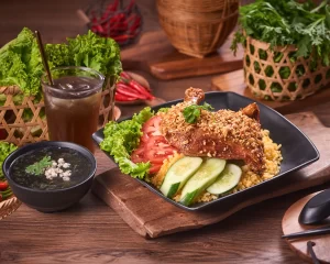 Top 10 Quán Cơm Gà Xối Mỡ Ngon Nhất Sài Thành Bạn Nên Thử