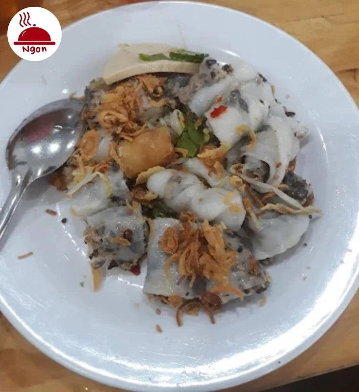 Món bánh cuốn nóng của quán Bánh Cuốn Nóng An Nhiên