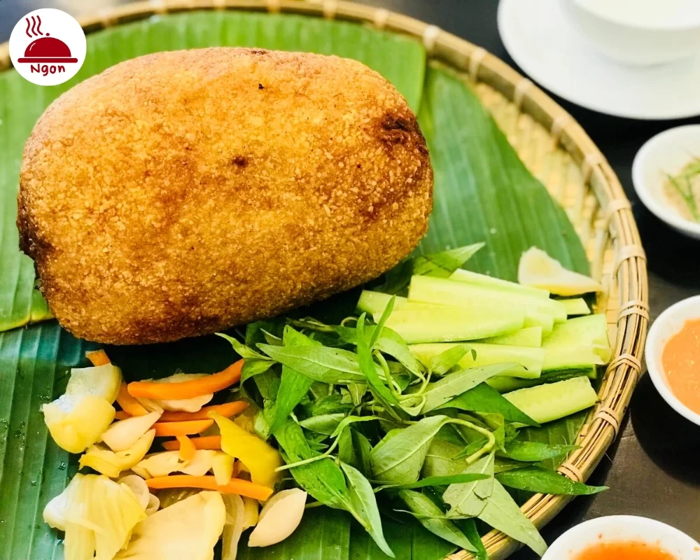 Món gà bó xôi của quán Gà Ta Quê Nhà