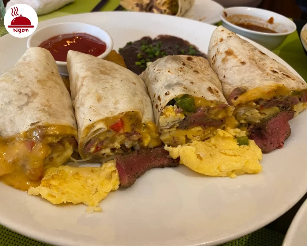 Món bánh tacos của tiệm La Fiesta