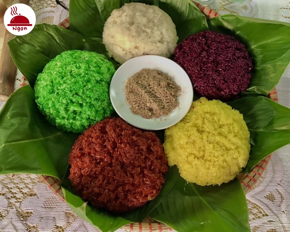 Món xôi ngũ sắc
