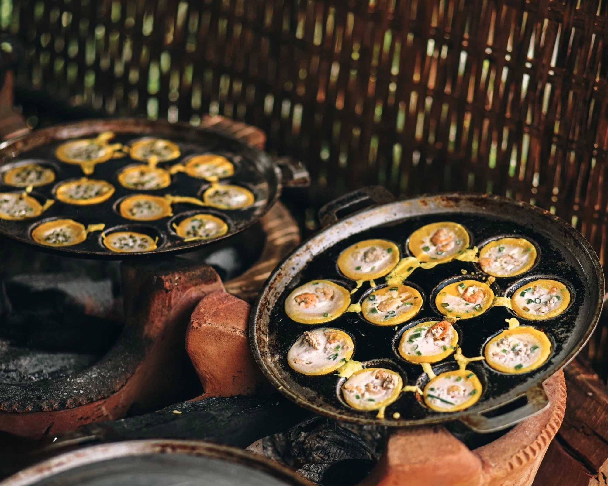 Cách Làm Bánh Khọt Tôm Tươi Và Vỏ Bánh Vàng Giòn Rụm