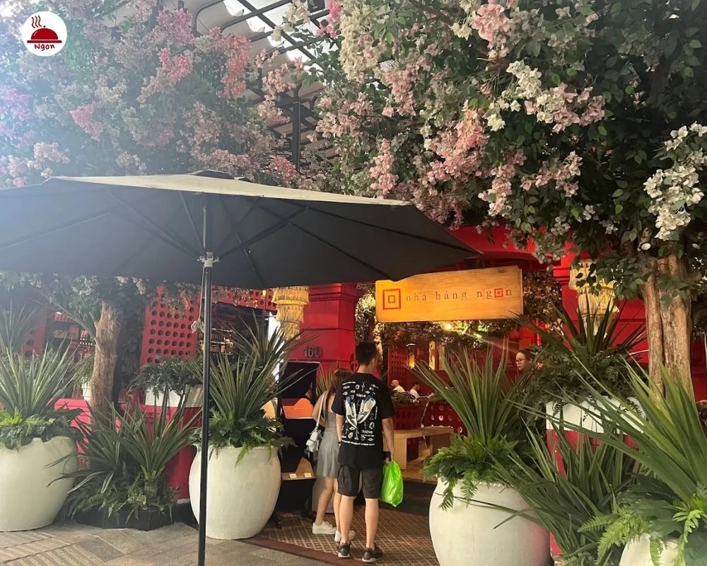 Ngon Restaurant
