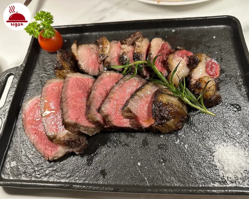 Món beefsteak của nhà hàng PRIME - Steak Boutique & Chill