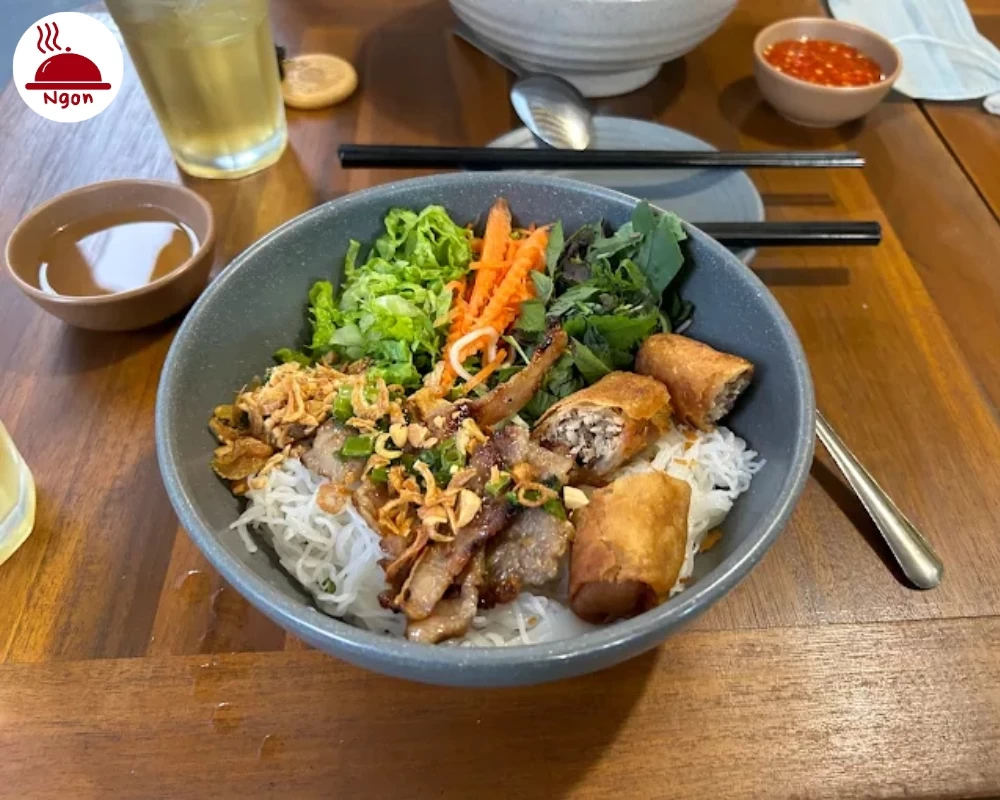 Món bún thịt nướng của quán Bún Thịt Nướng Vị Sài Gòn