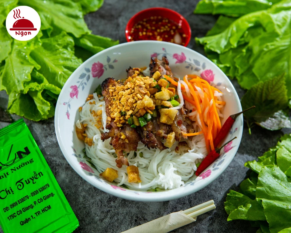 Bún thịt nướng Chị Tuyền
