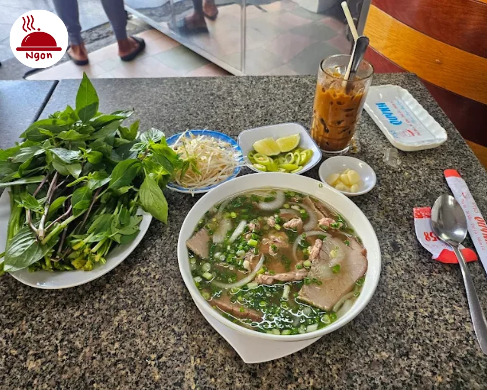 Phở Quỳnh