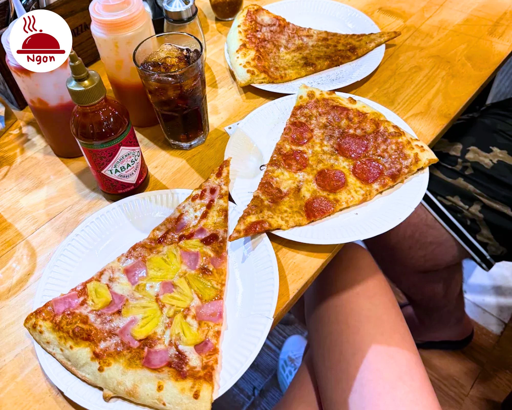 Bữa ăn nhanh gọn nhưng cực kỳ hấp dẫn với pizza cắt lát chuẩn phong cách đường phố tại Paper Late Pizza