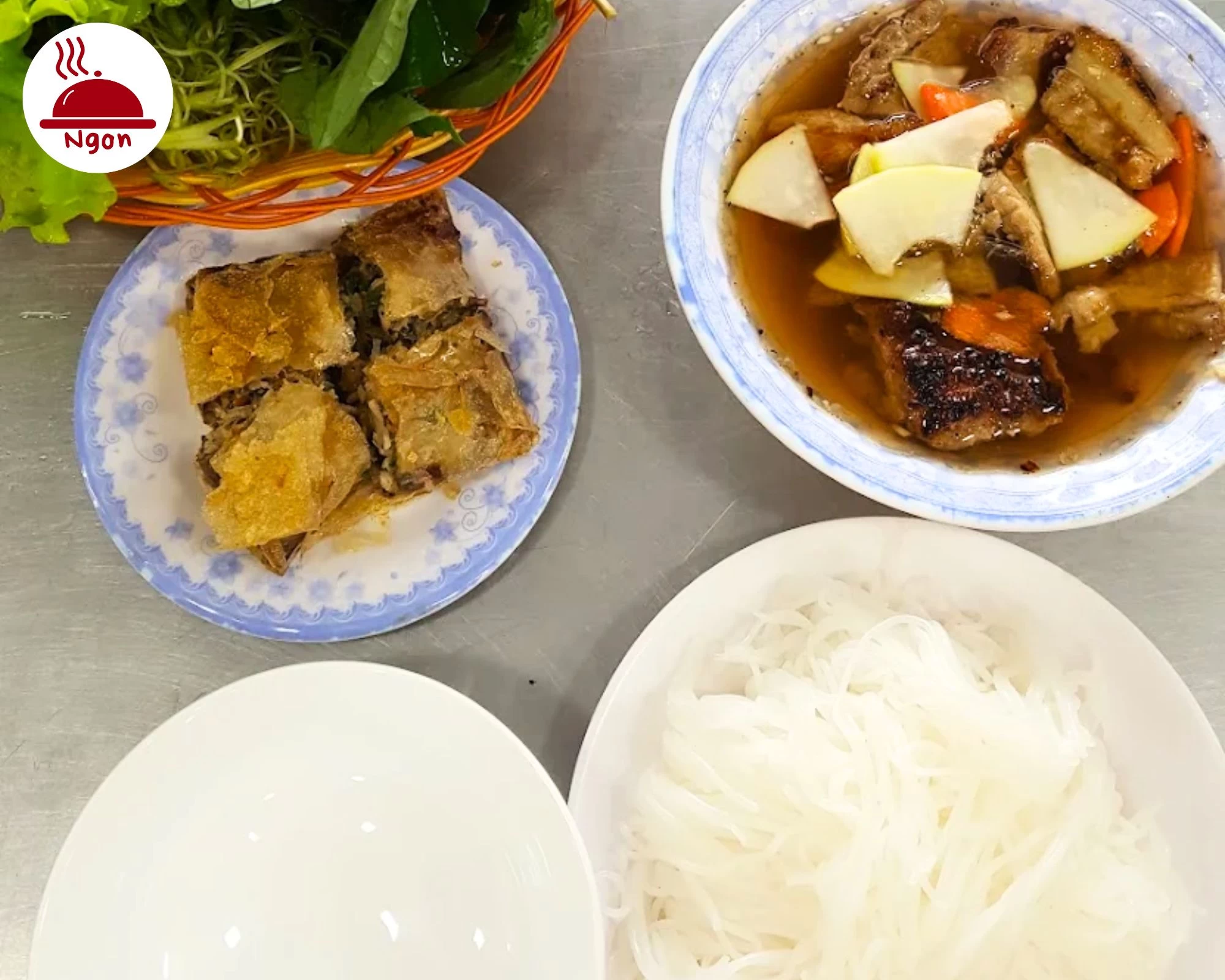 Bún chả Hồ Gươm