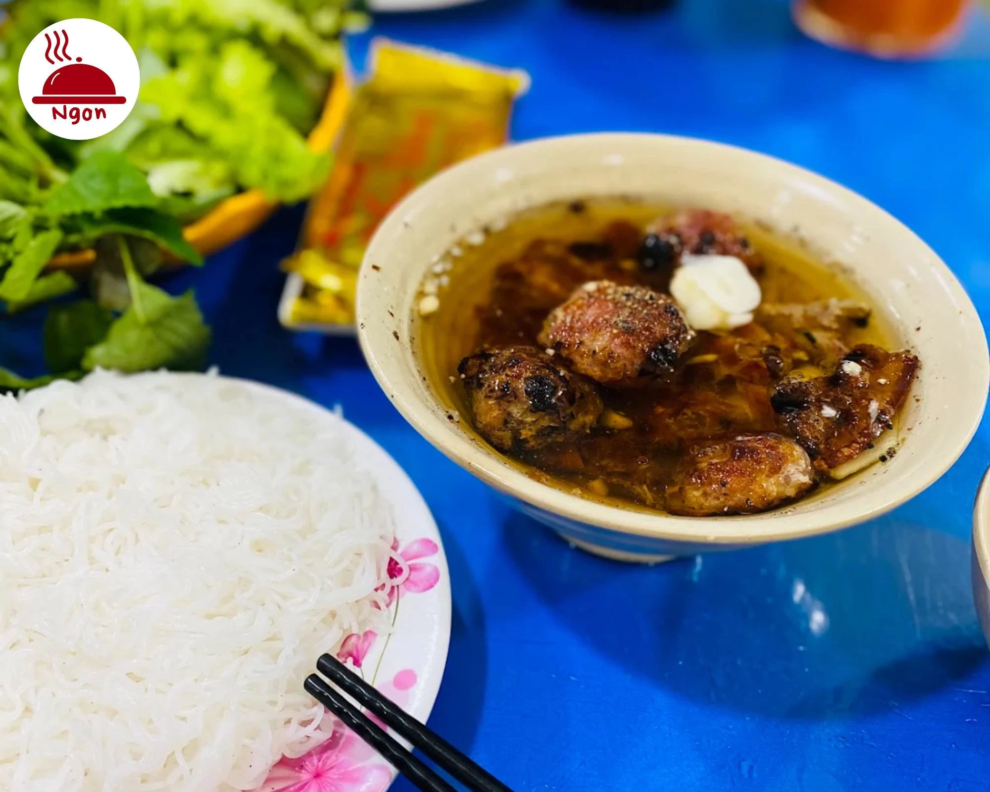 Bún chả Sen Vàng