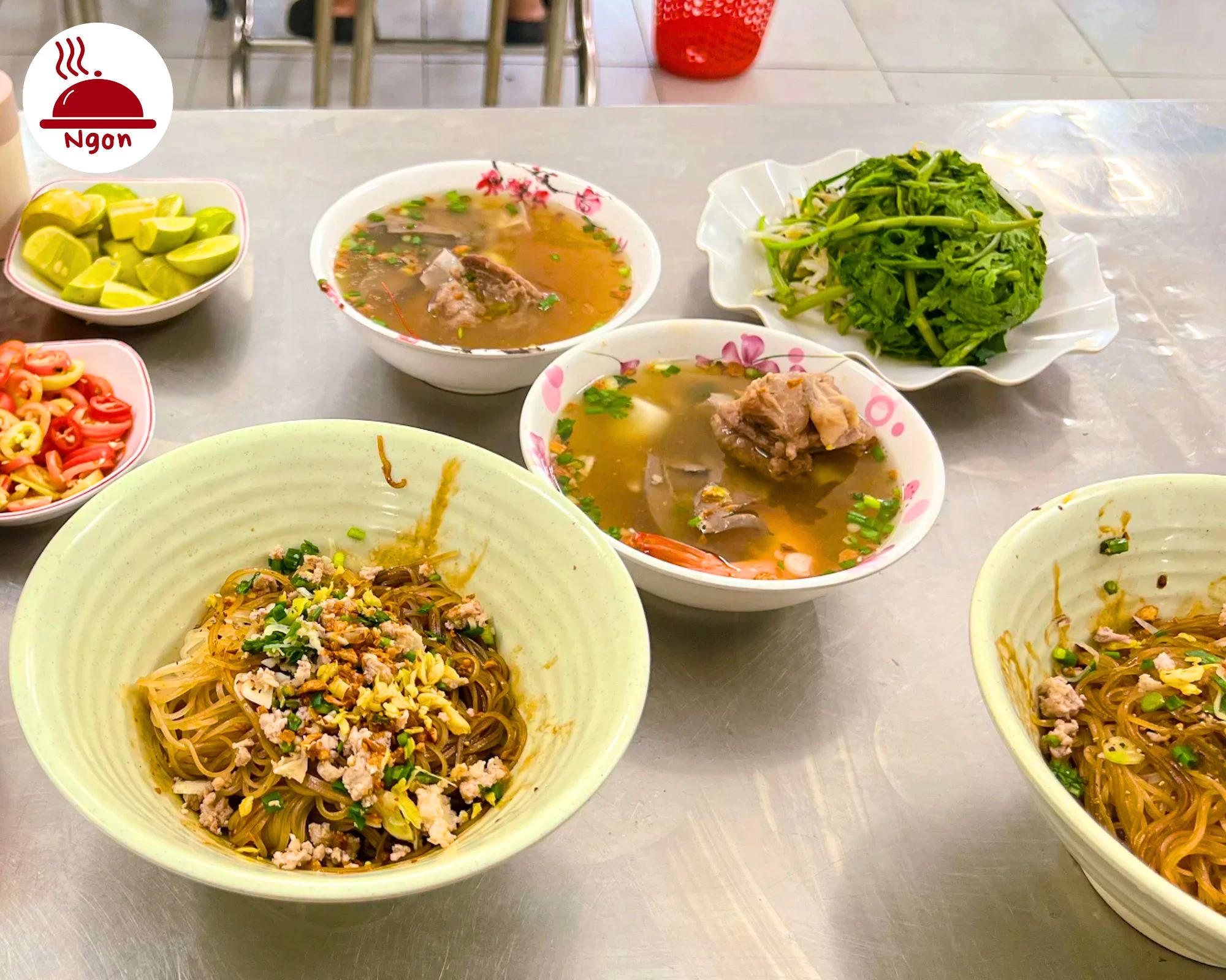 Quán Hủ tiếu Nam Vang Phượng