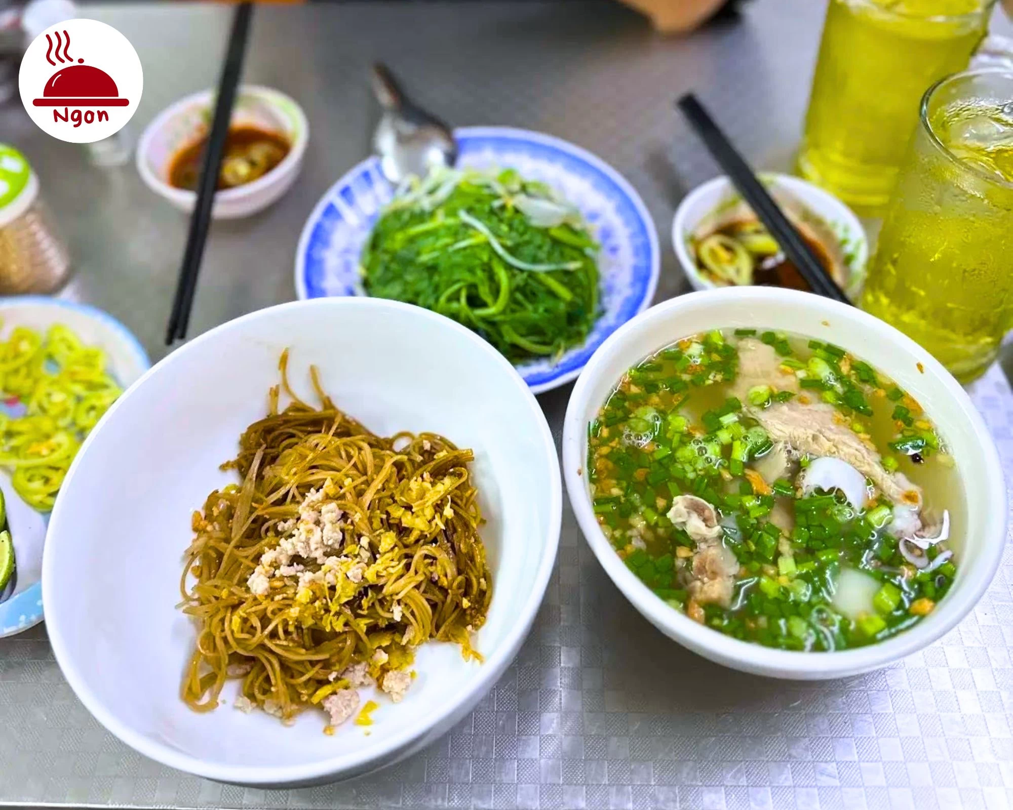 Quán Hủ tiếu Nam Vang Trung Còi